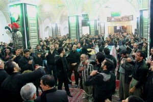 سوگ‌واری امام حسین در حسینیه فخارخانه آران و بیدگل