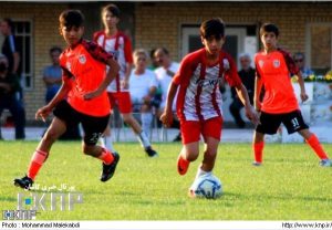 حضور فوتبالیست‌های نوجوان کاشان در لیگ برتر