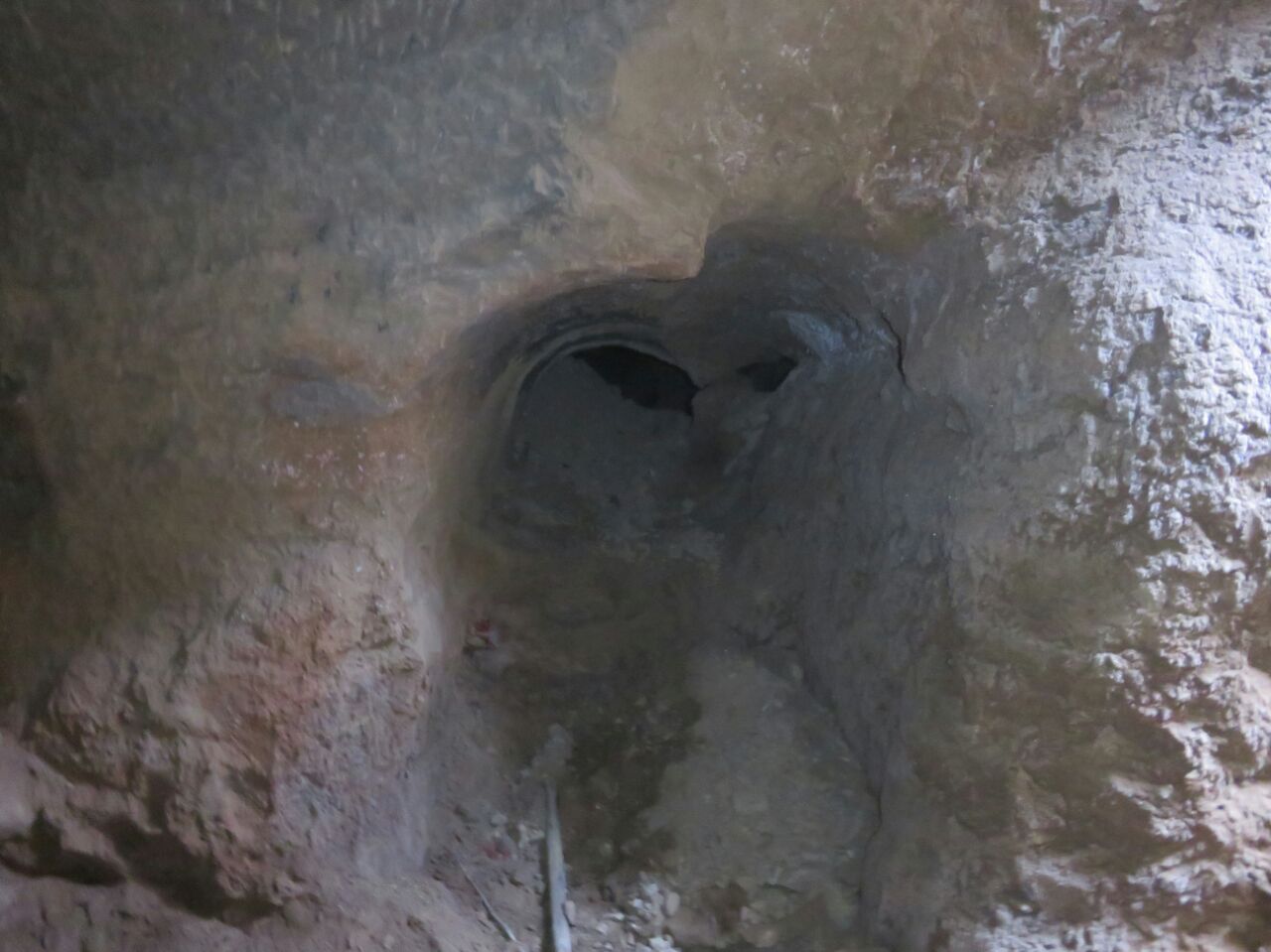 تونل در حال کندن در شهر زیرزمینی نصرآباد