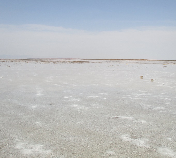 دو کردشگر هلندی گم شده در دریاچه نمک