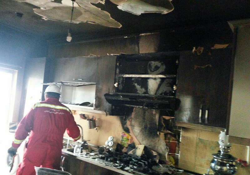 مهار آتش‌سوزی در منزل مسکونی در مسکن مهر کاشان