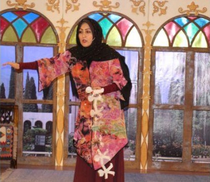 نرجس شمس‌آبادی بهترین قصه‌گوی ۲۲مین جشنواره قصه‌گویی شیراز