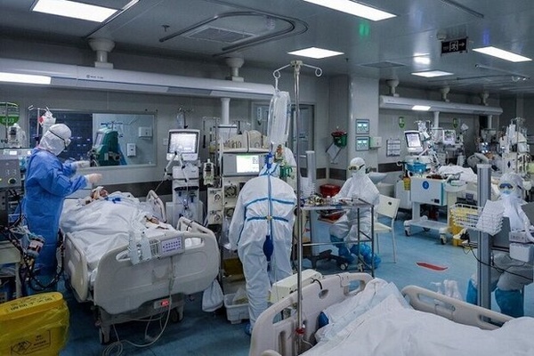 ابتلای بیش از ۱۲۰ نفر از کادر بیمارستان بهشتی کاشان به کرونا